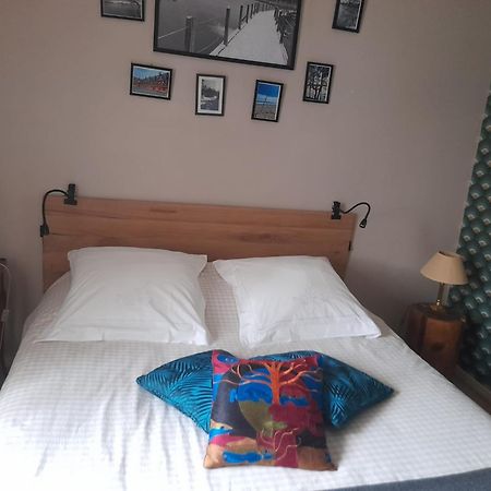 Aux Glycines Bed & Breakfast Marcilly-Ogny Bagian luar foto